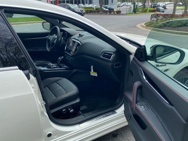 New 2024 Maserati Ghibli Modena Ultima Q4 image 38