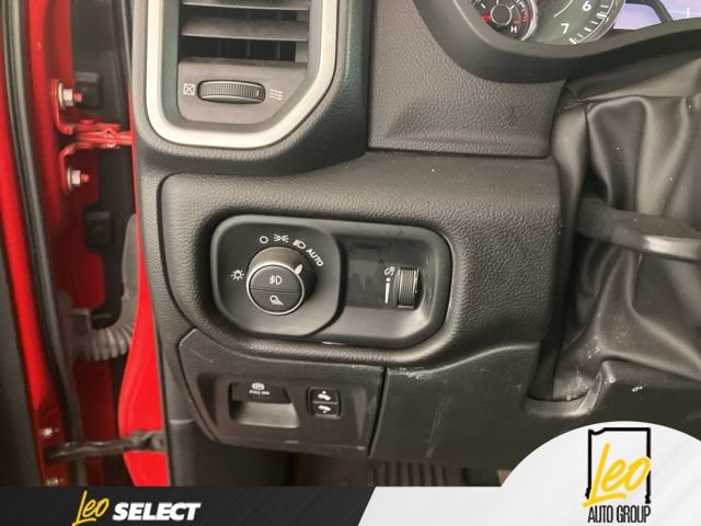 Used 2022 RAM 1500 Big Horn AWD/4WD image 12