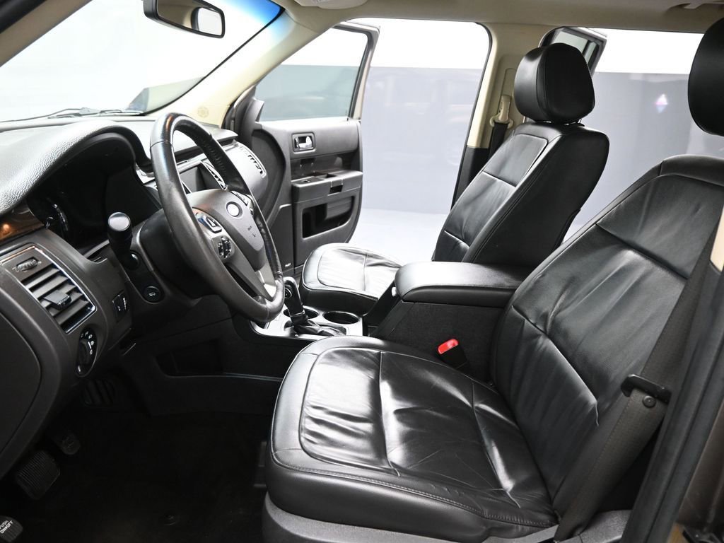 Certified 2019 Ford Flex SEL w/ Equipment Group 202A image 10