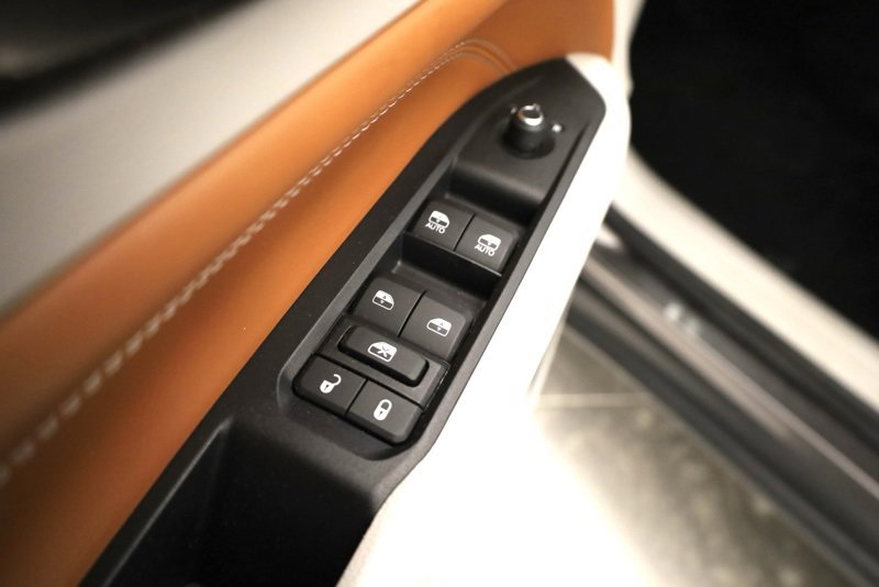 Used 2022 Jeep Compass Limited image 10