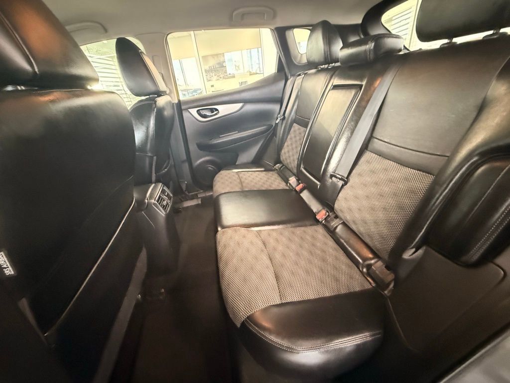 Used 2020 Nissan Rogue Sport SV w/ Technology Package image 20