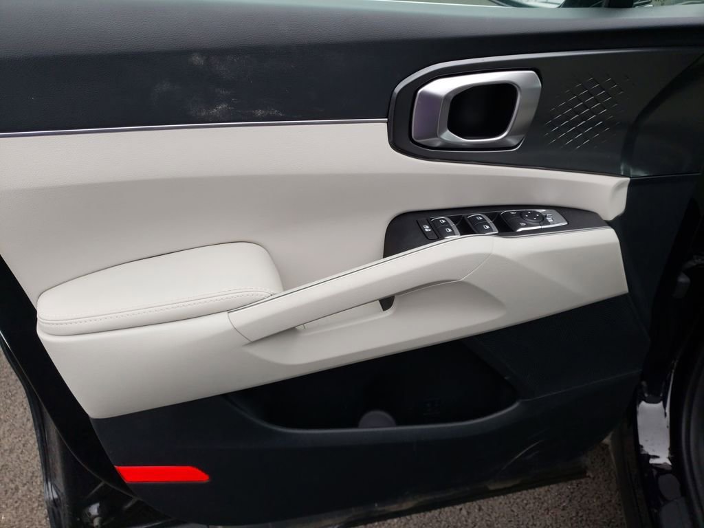 New 2025 Kia Sorento EX image 17