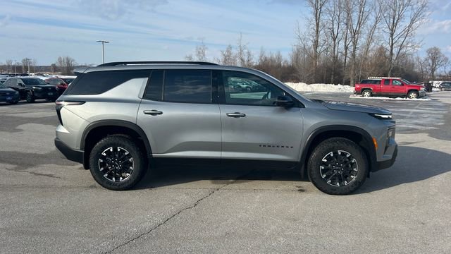 New 2026 Chevrolet Traverse Z71 w/ Enhanced Driving Package image 2