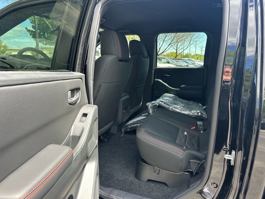 New 2026 Nissan Frontier PRO-4X w/ Pro-4x Convenience Package AWD/4WD image 13