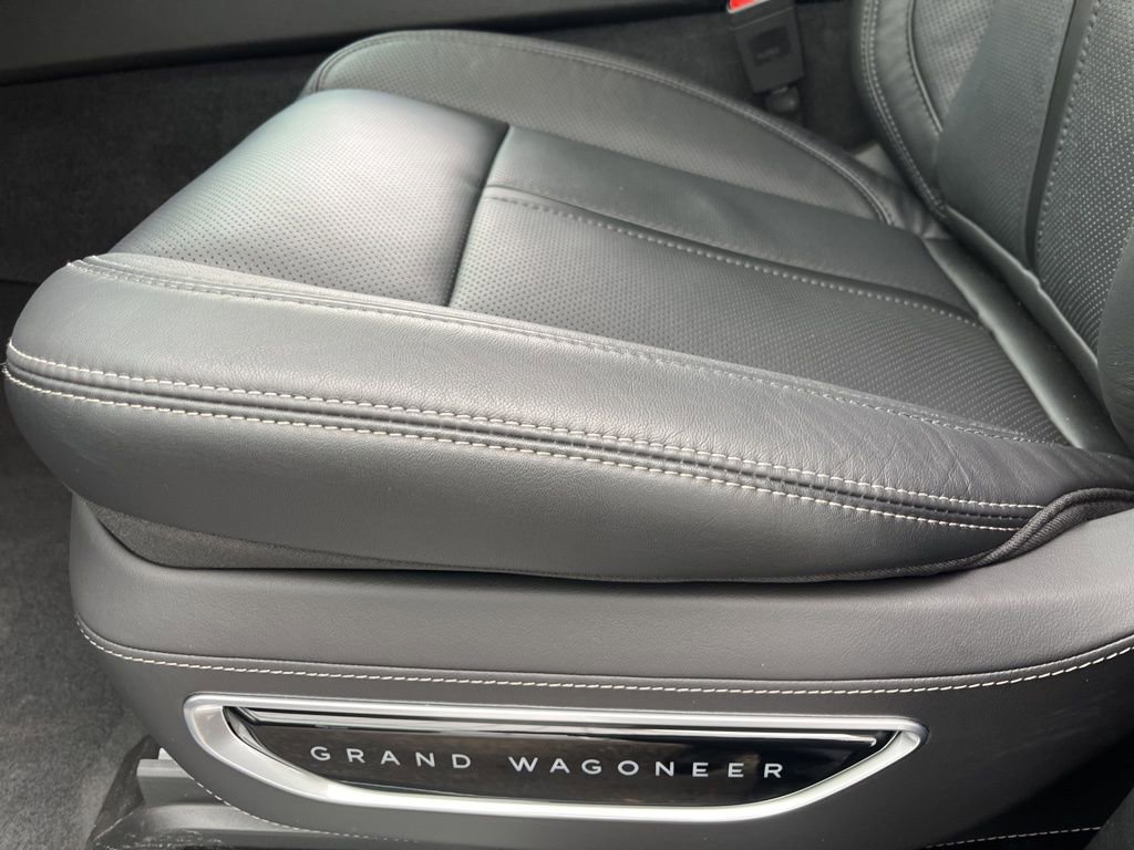 New 2026 Jeep Grand Wagoneer Summit image 29