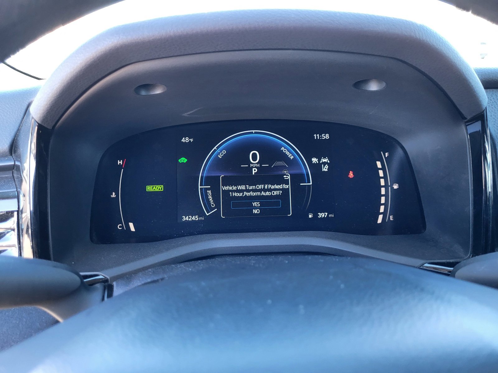 Used 2025 Toyota Camry LE image 10