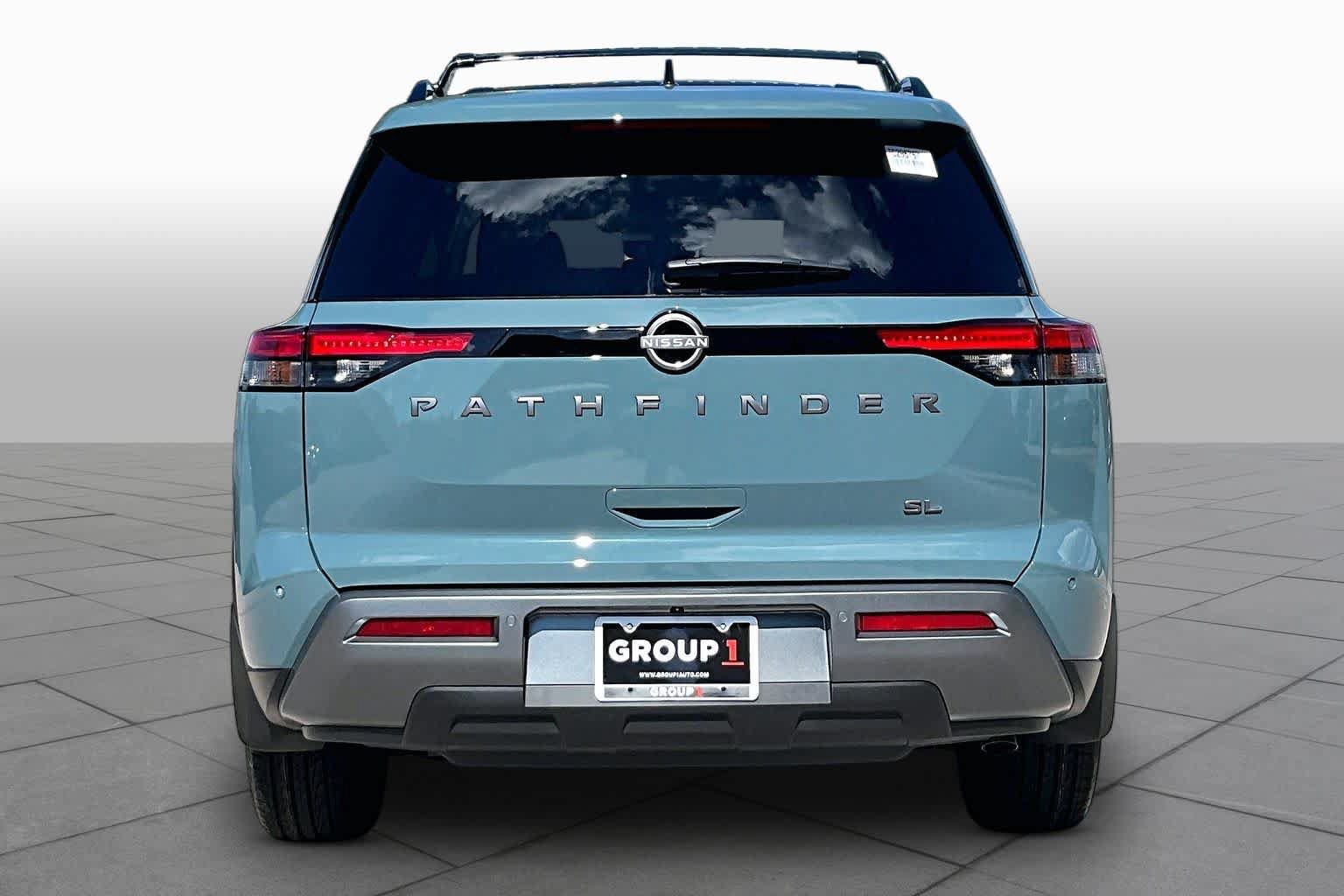 New 2026 Nissan Pathfinder SL FWD image 4