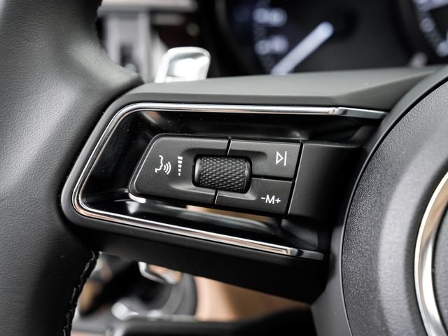 Certified 2026 Porsche Macan AWD/4WD image 14