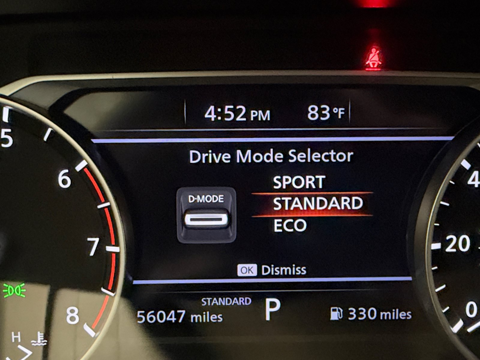 Used 2024 Nissan Rogue S FWD image 34
