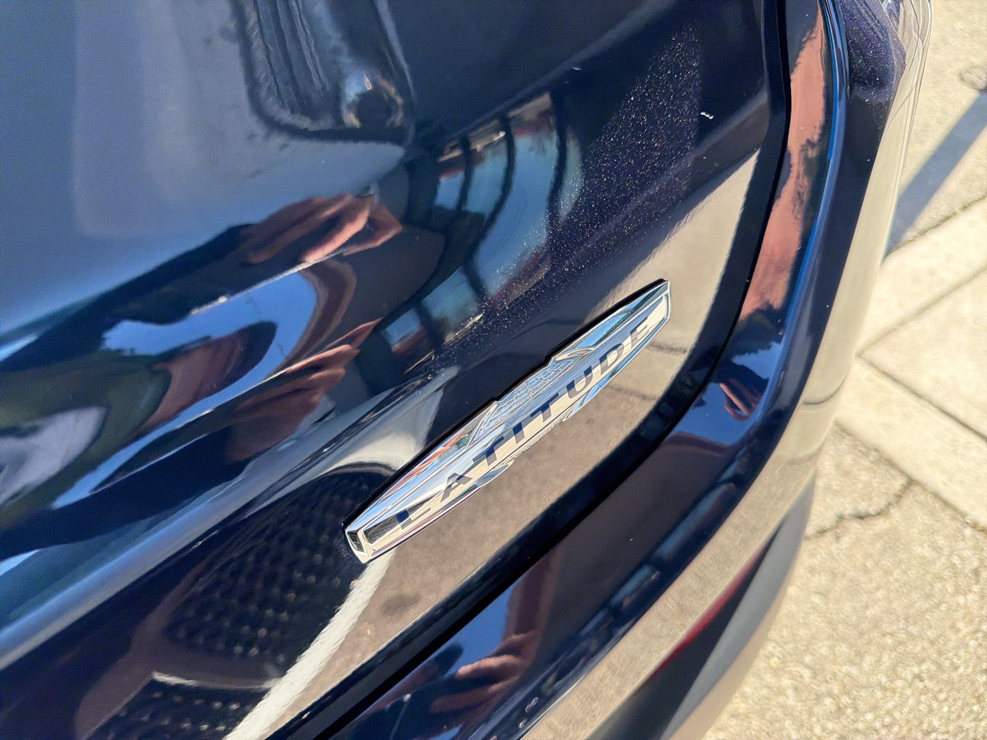 Used 2018 Jeep Compass Latitude w/ Cold Weather Group image 4