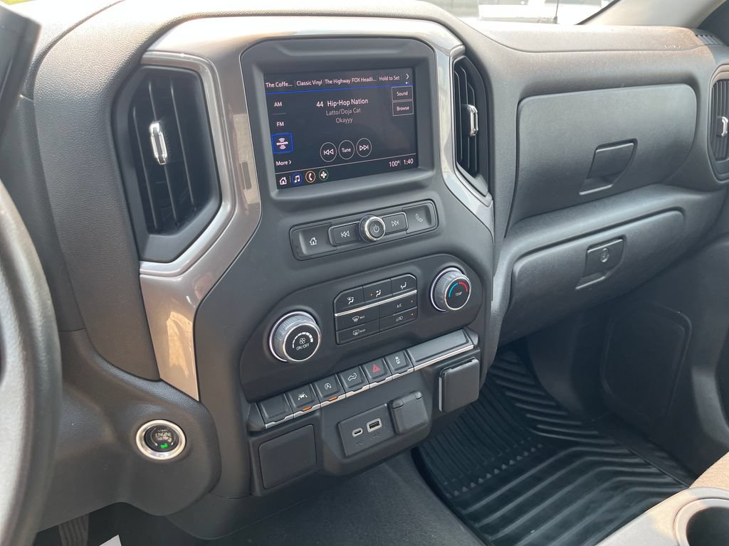 Used 2023 Chevrolet Silverado 1500 Custom w/ LPO, Dark Essentials Package AWD/4WD image 19