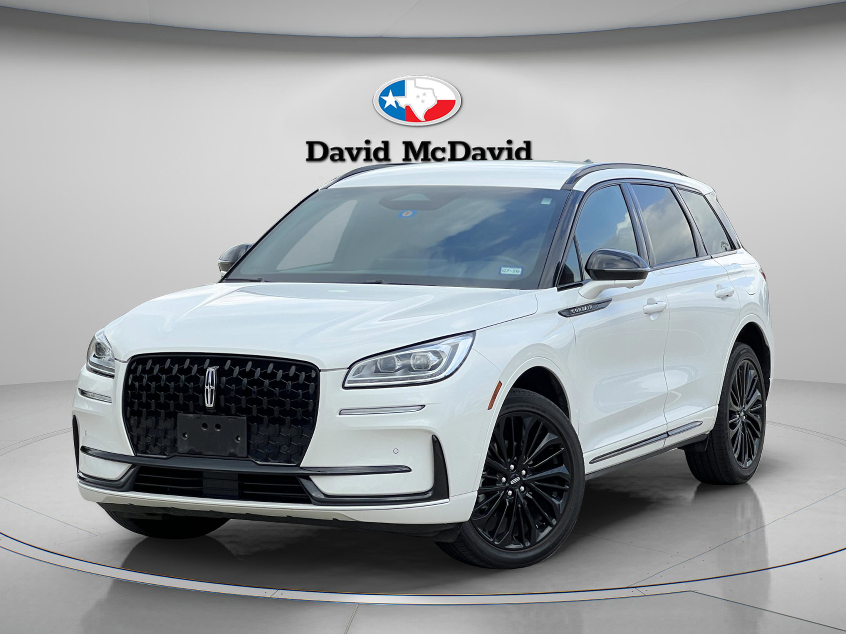 Used 2023 Lincoln Corsair Reserve w/ Equipment Group 201A FWD image 2