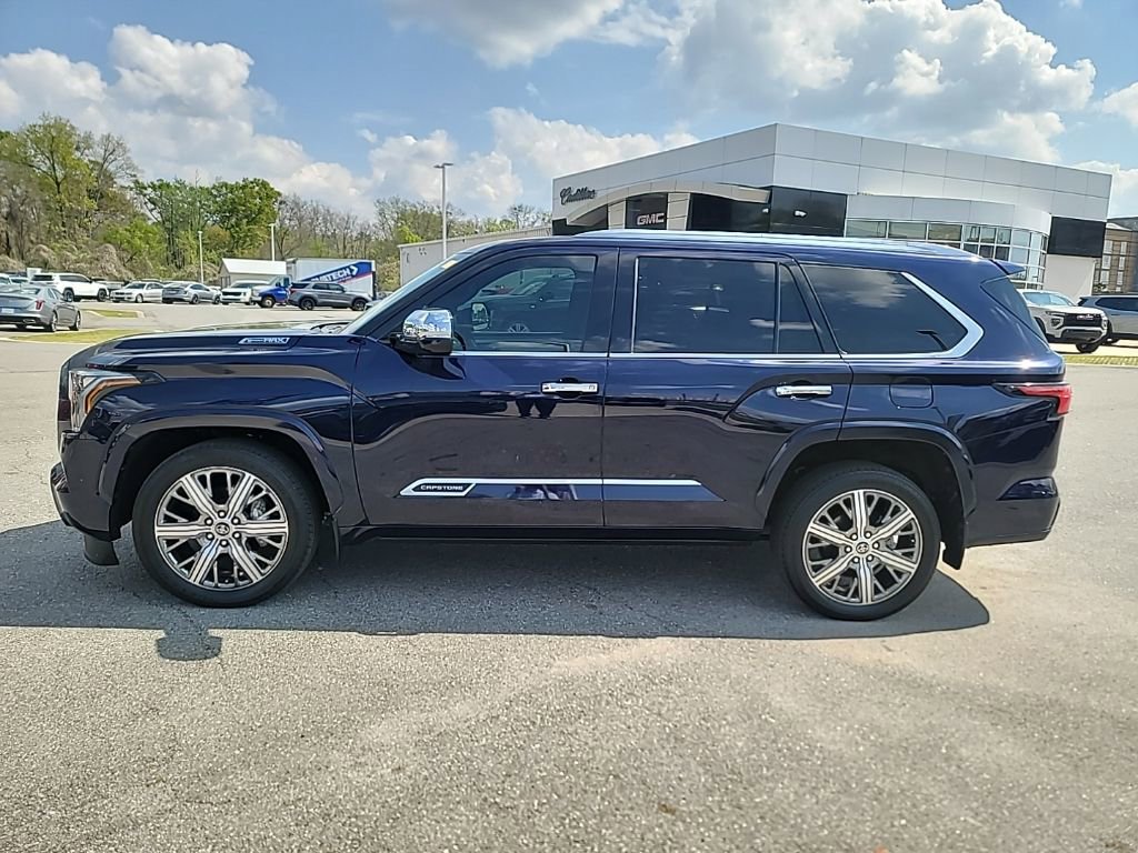 Used 2023 Toyota Sequoia Capstone image 4