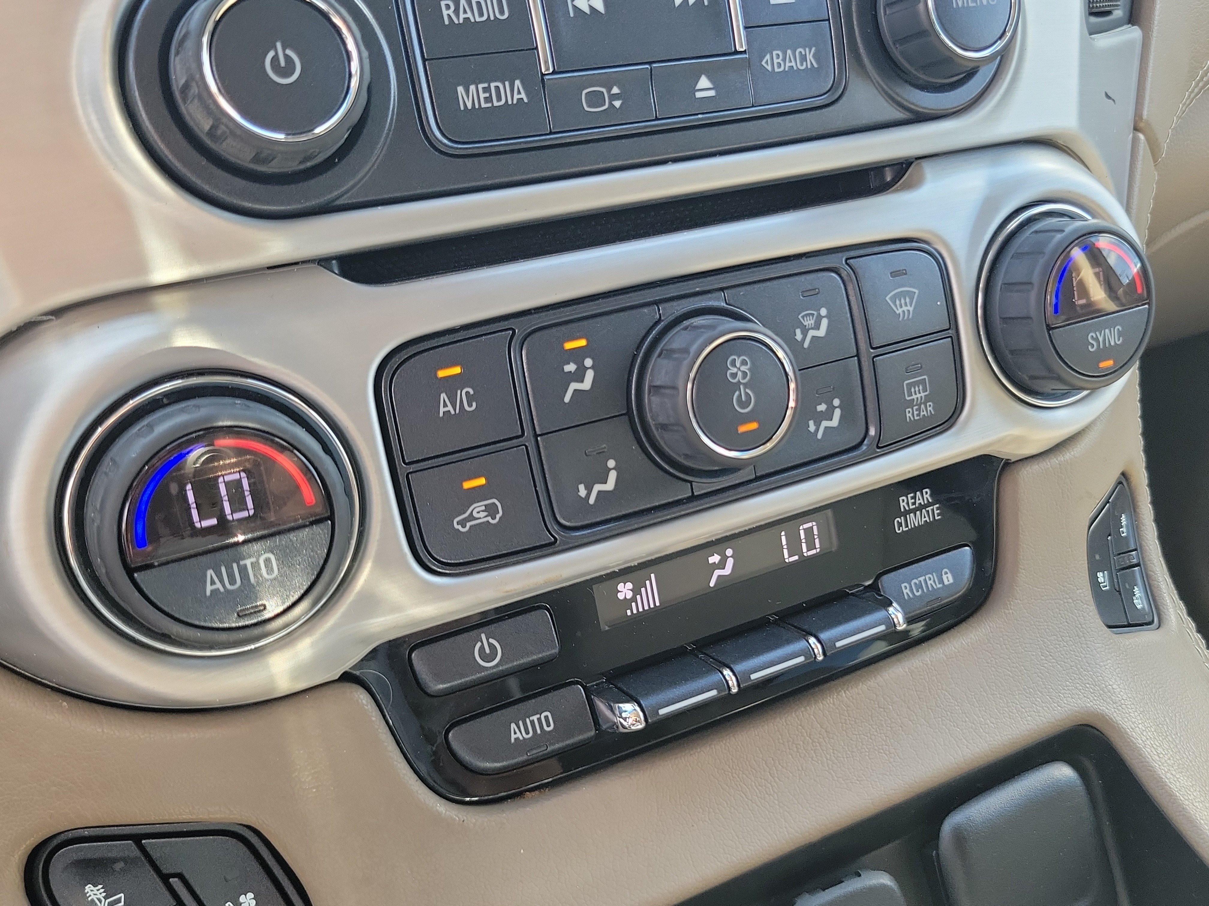 Used 2019 GMC Yukon SLT w/ Open Road Package RWD image 27