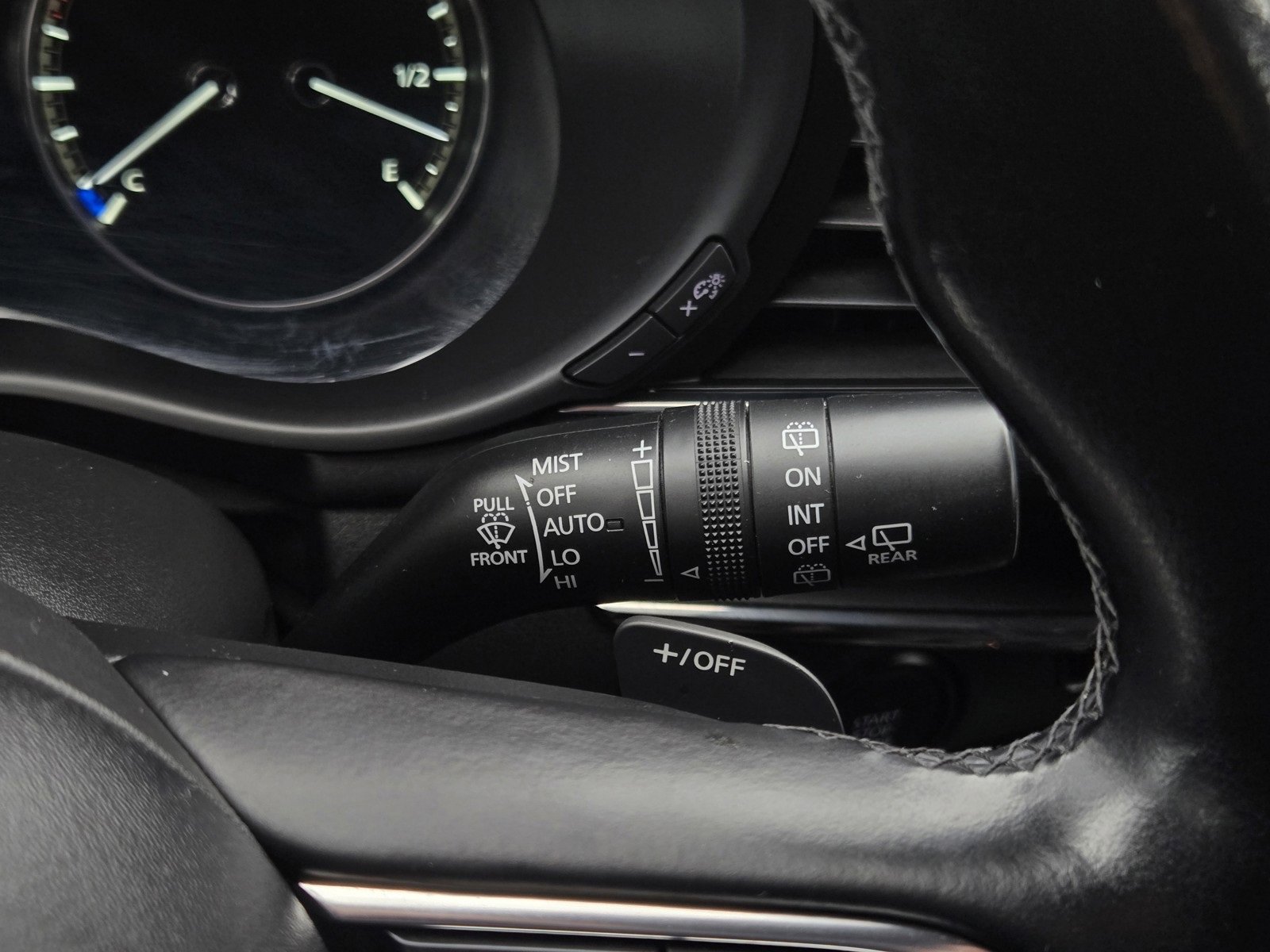 Used 2021 MAZDA MAZDA3 s image 25