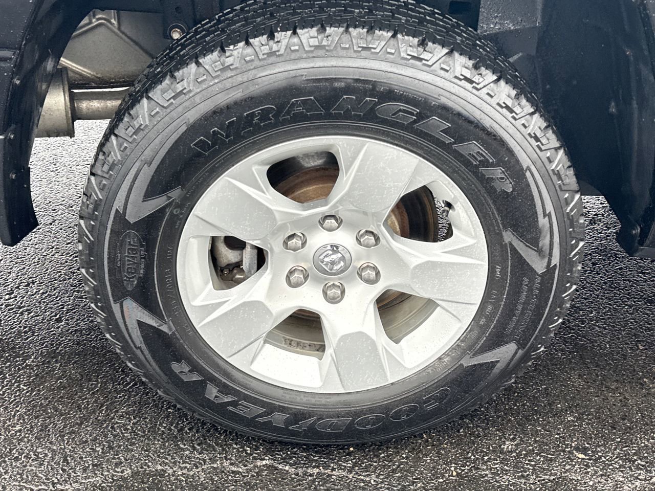 Used 2021 RAM 1500 Big Horn image 10