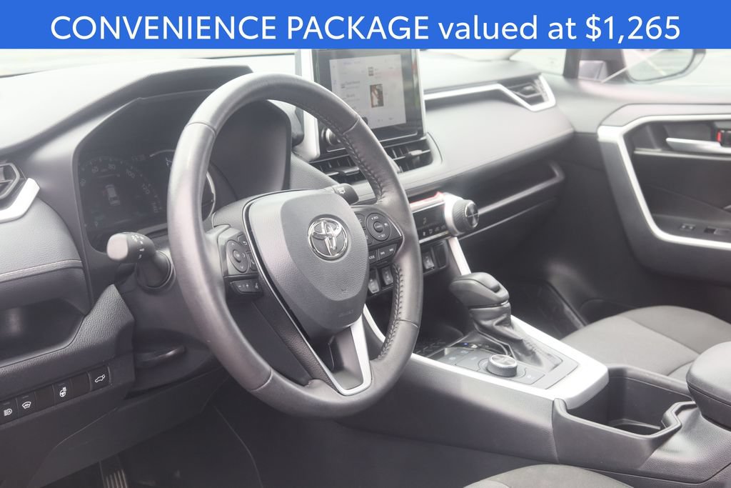 Certified 2025 Toyota RAV4 XLE w/ Convenience Package AWD/4WD image 4