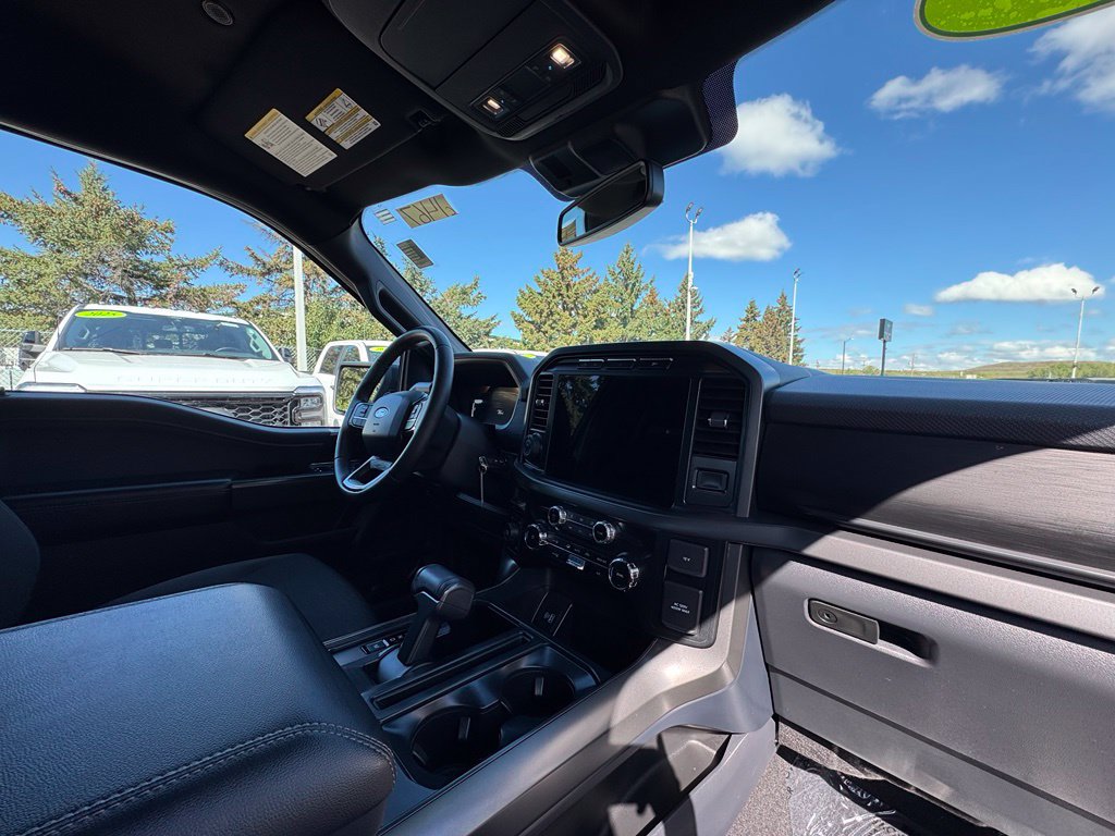 Used 2024 Ford F150 XLT w/ XLT Black Appearance Package AWD/4WD image 39