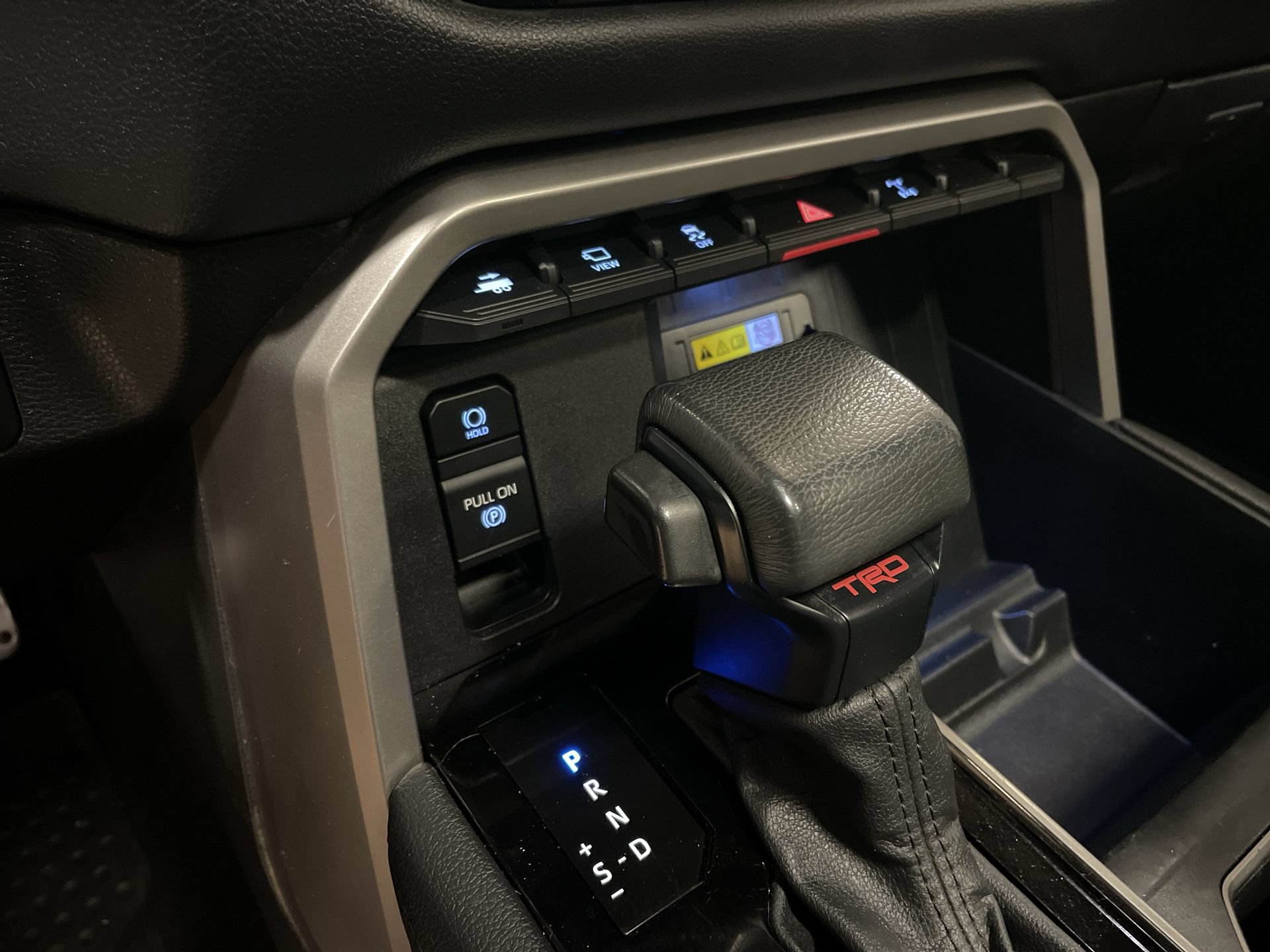 Used 2022 Toyota Tundra Limited w/ TRD Off-Road Package AWD/4WD image 37