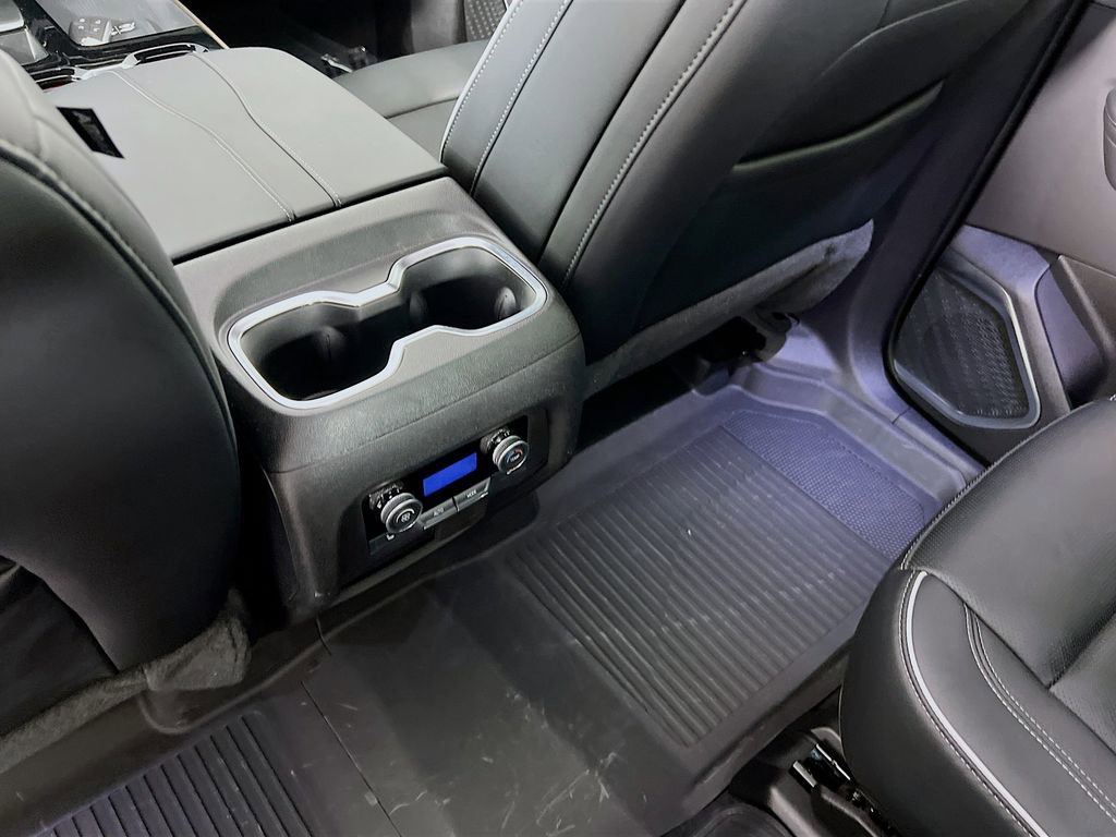 Certified 2025 Buick Enclave Avenir w/ Trailering Package, 5000 lbs. AWD/4WD image 25