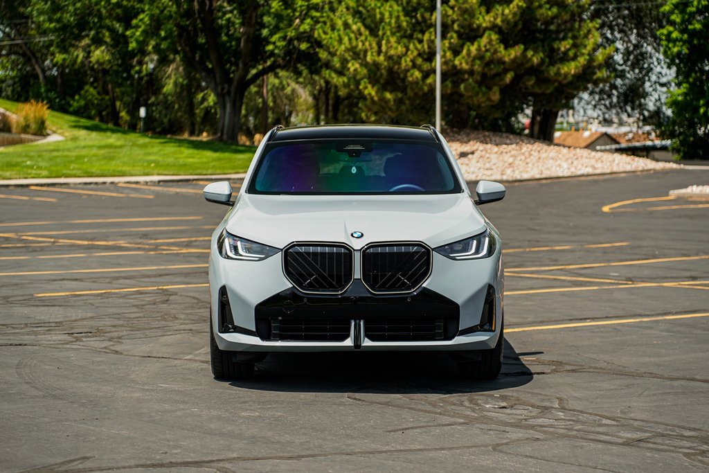 Used 2025 BMW X3 xDrive30i w/ M Sport Package image 2