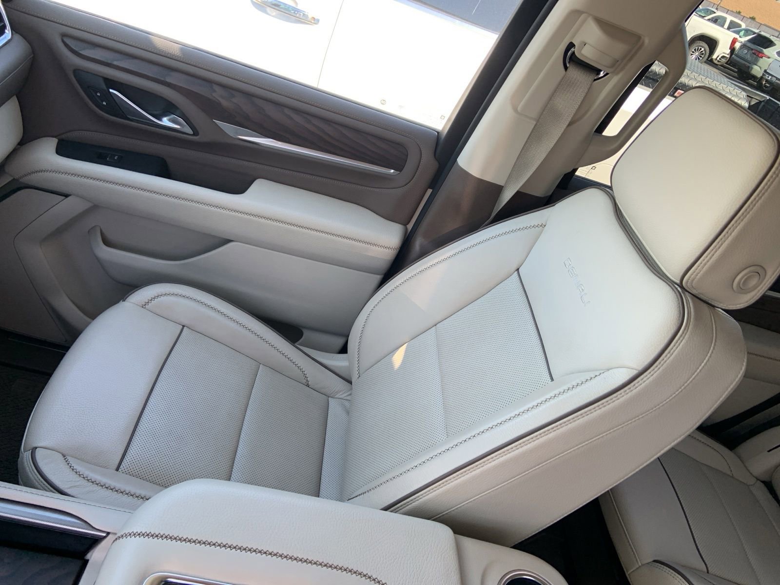 Certified 2024 GMC Yukon Denali image 20