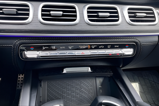 Certified 2025 Mercedes-Benz GLE 53 AMG 4MATIC image 15