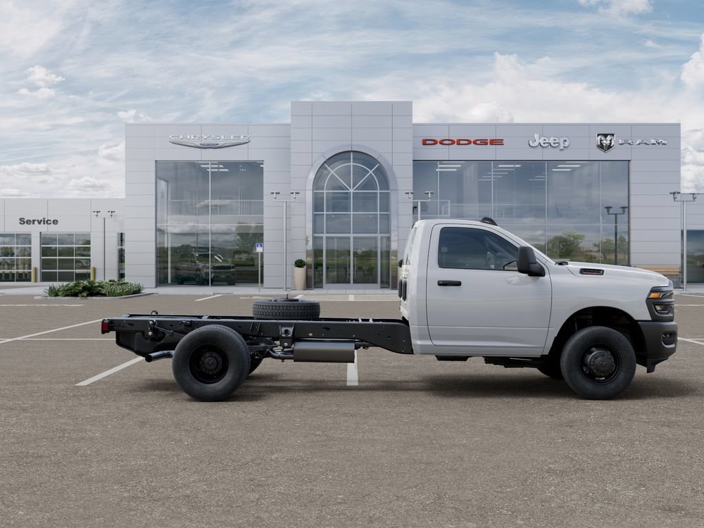 New 2026 RAM 3500 Tradesman AWD/4WD image 22