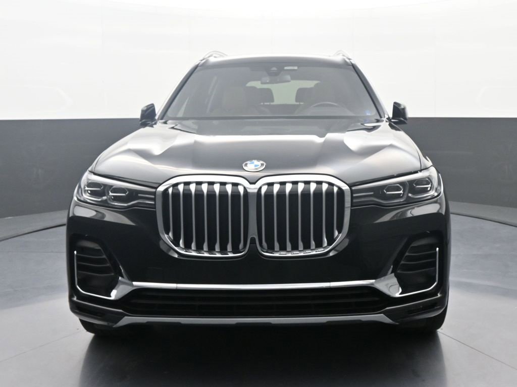 Used 2022 BMW X7 xDrive40i w/ Cold Weather Package image 2