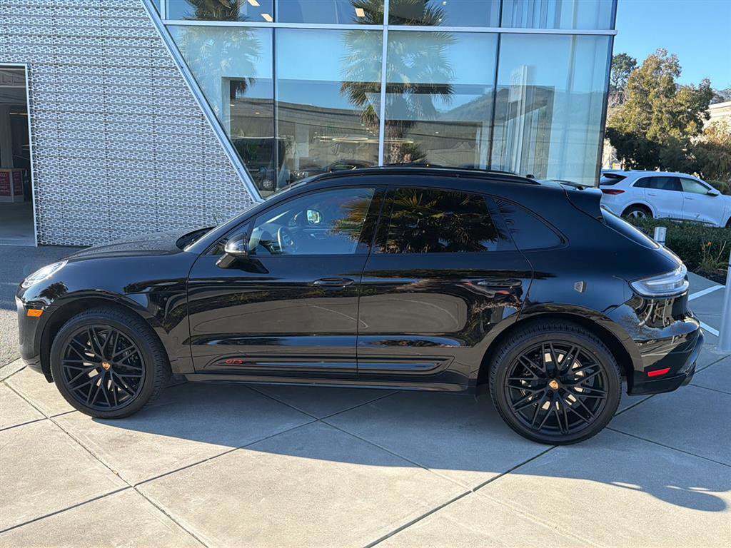 Used 2024 Porsche Macan GTS image 9