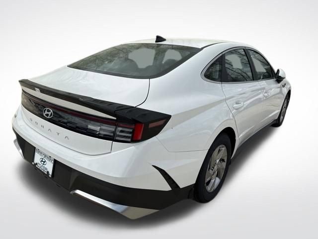 New 2026 Hyundai Sonata SE FWD image 6