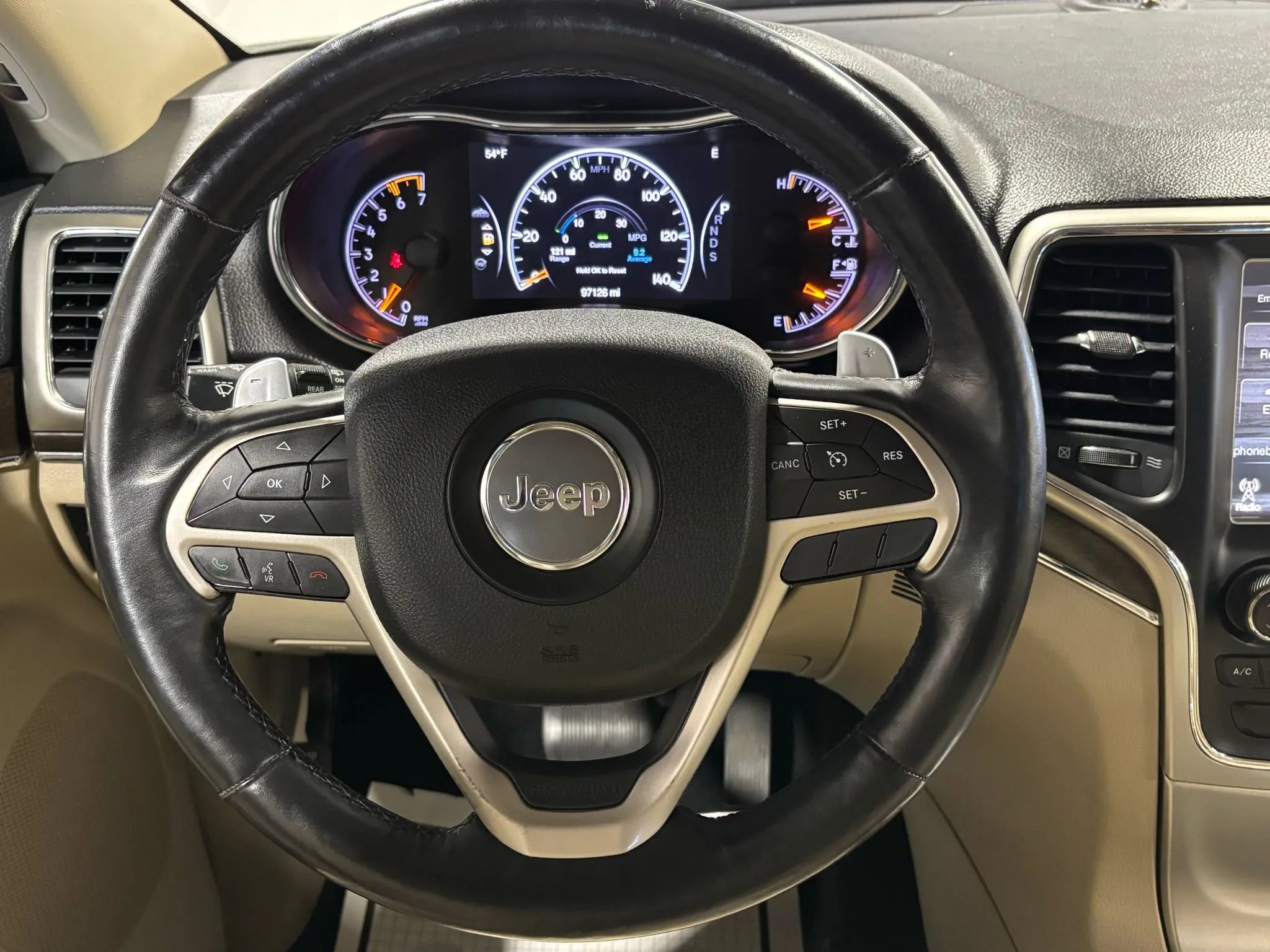 Used 2014 Jeep Grand Cherokee Limited AWD/4WD image 12