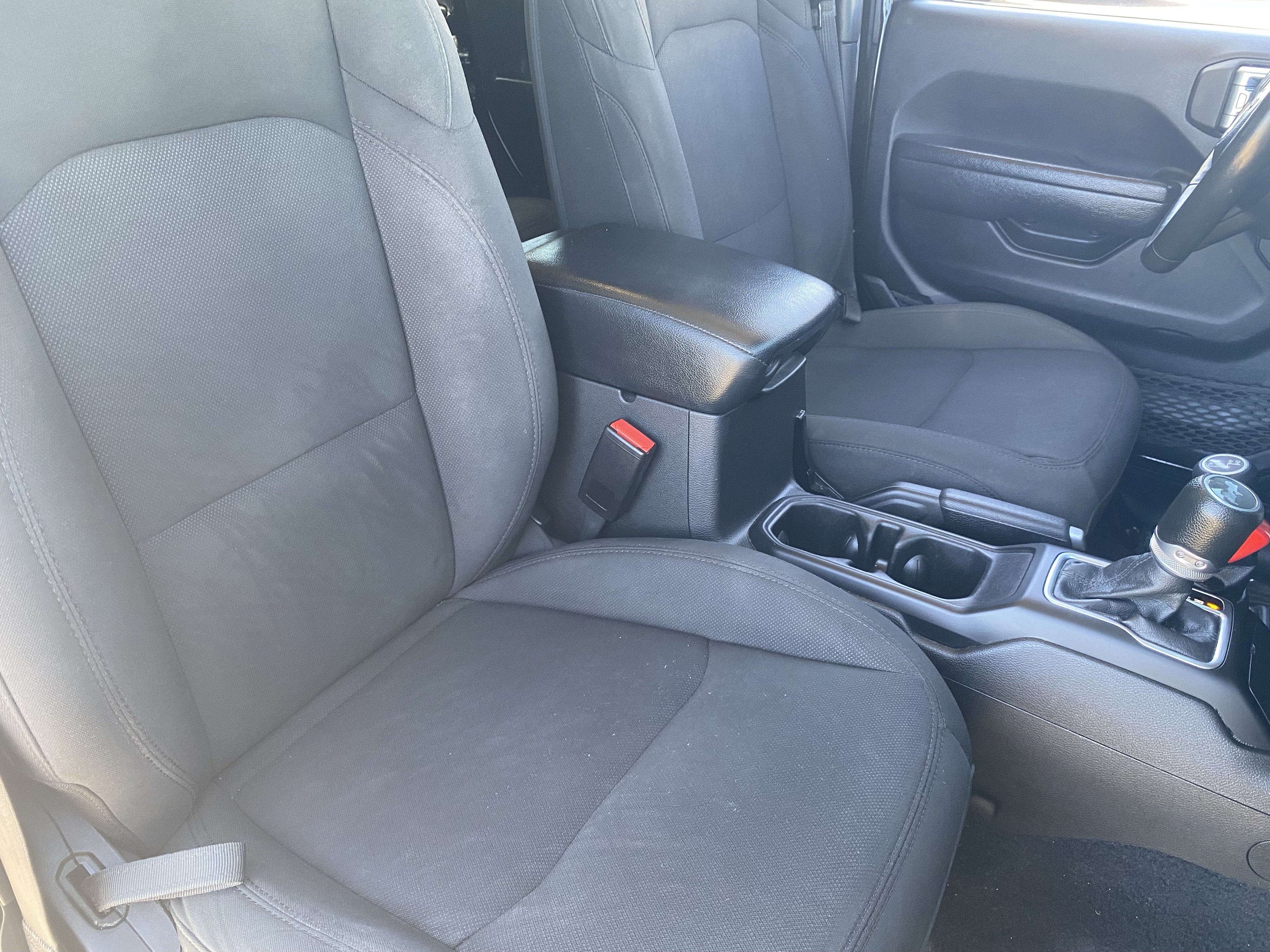 Used 2022 Jeep Wrangler Unlimited Sport AWD/4WD image 8