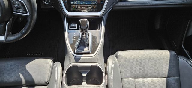 Used 2023 Subaru Outback Limited AWD/4WD image 30