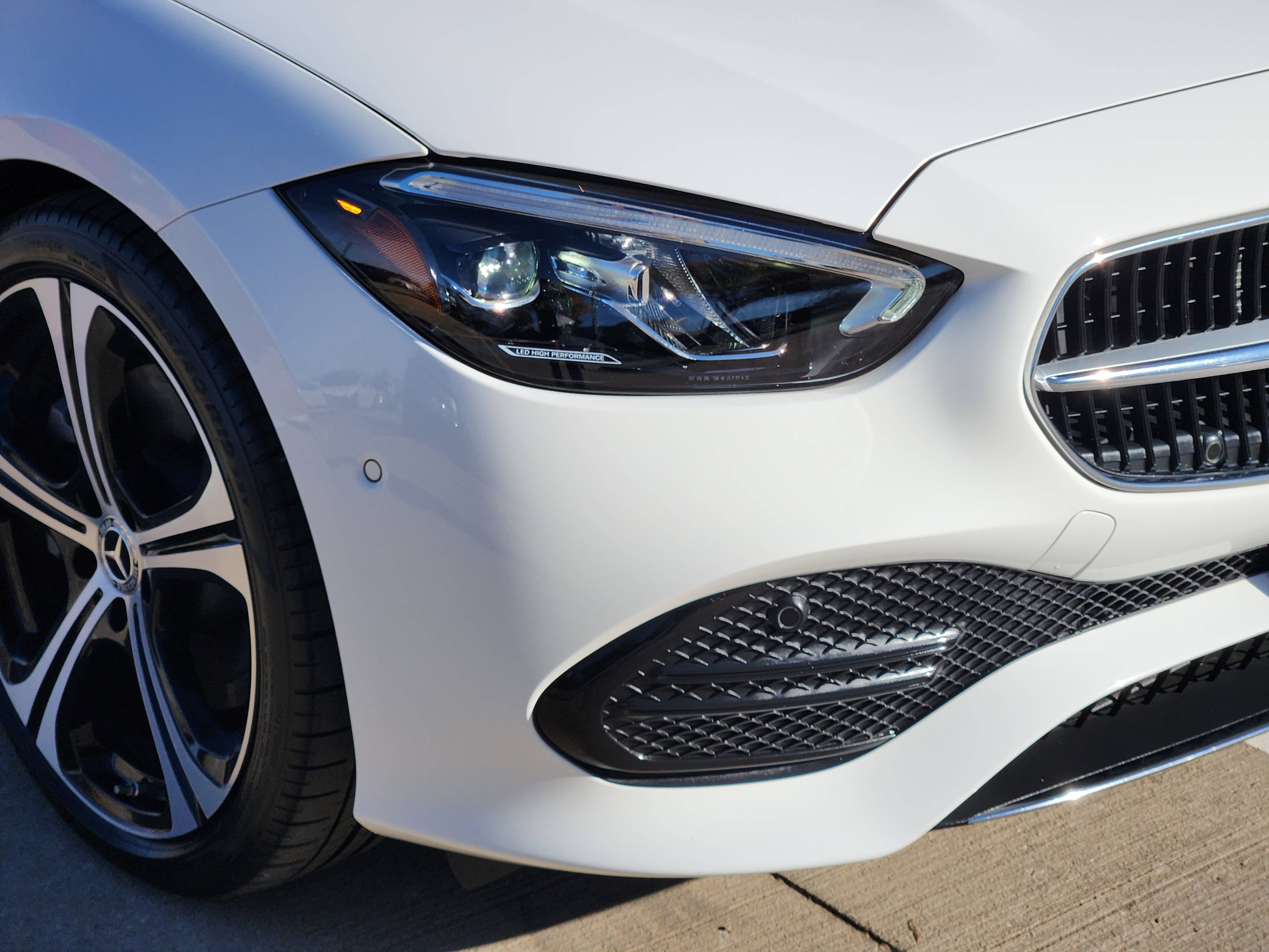 Used 2023 Mercedes-Benz C 300 Sedan image 6