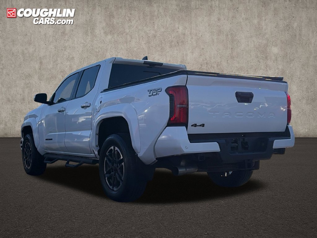 Used 2024 Toyota Tacoma TRD Sport w/ TRD Sport Premium Package AWD/4WD image 5