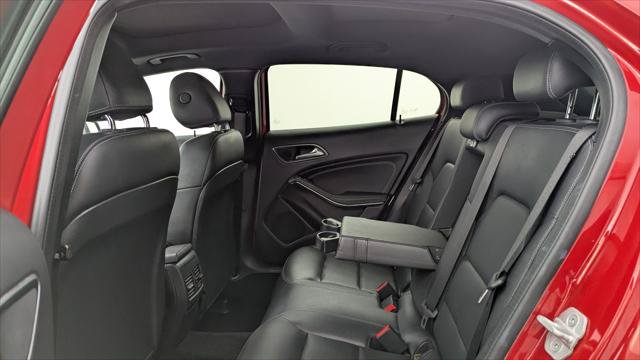 Used 2018 Mercedes-Benz GLA 250 4MATIC image 17