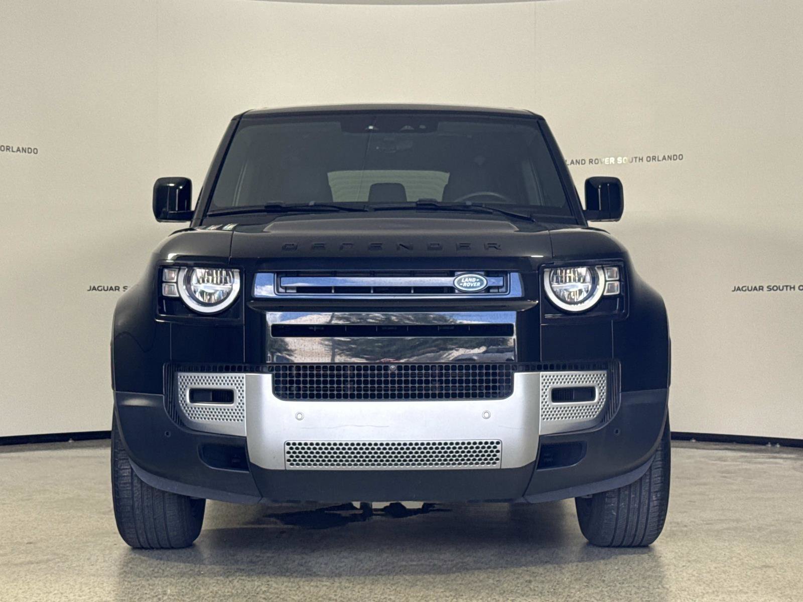 Used 2023 Land Rover Defender 110 S AWD/4WD image 8