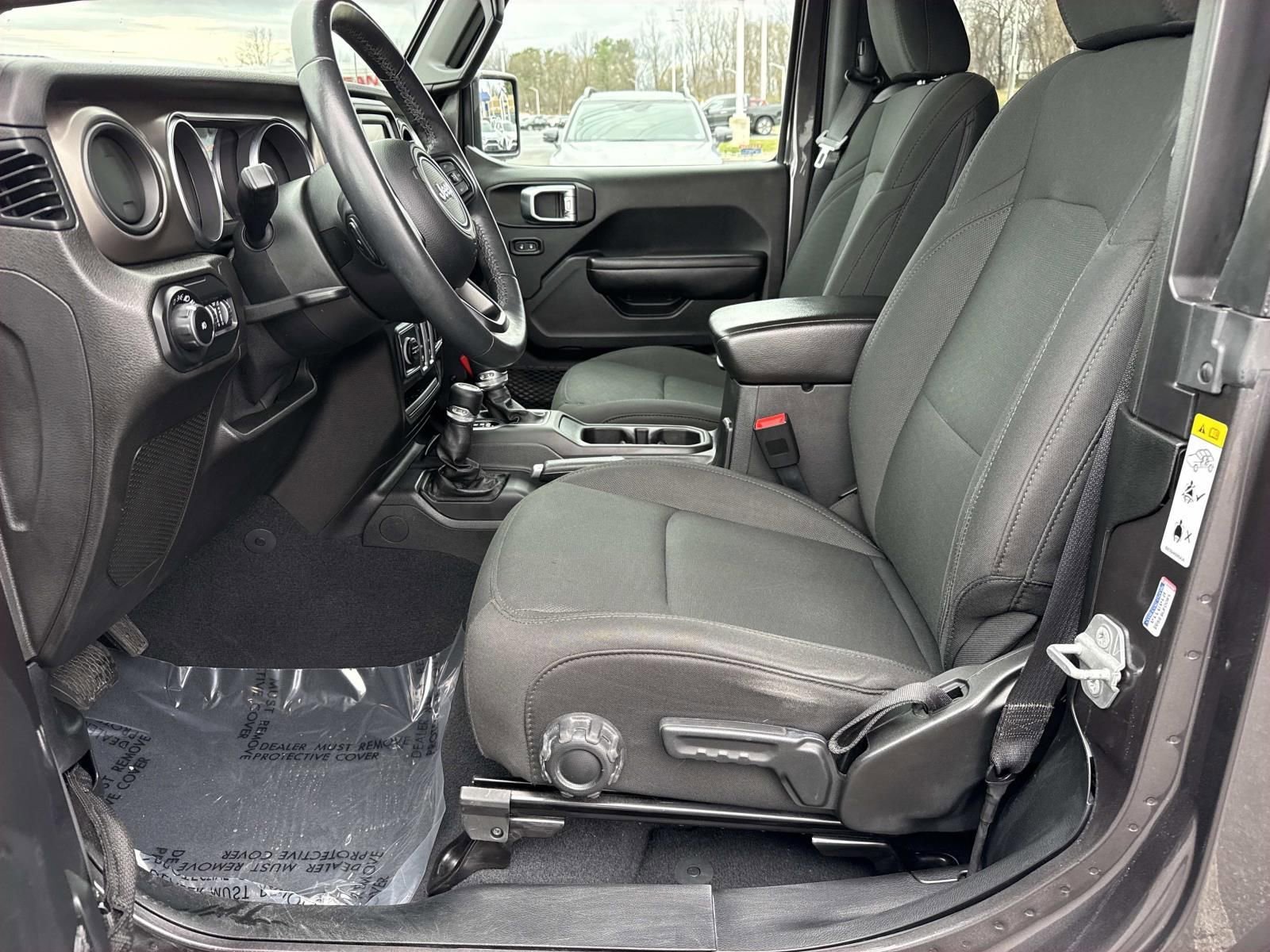 Used 2018 Jeep Wrangler Sport AWD/4WD image 26