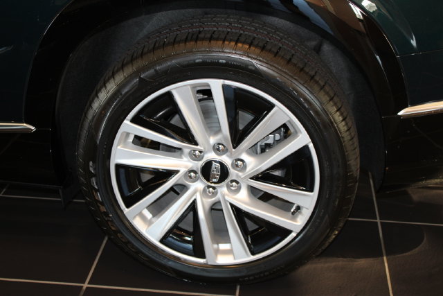 New 2027 Cadillac Vistiq Luxury AWD/4WD image 29