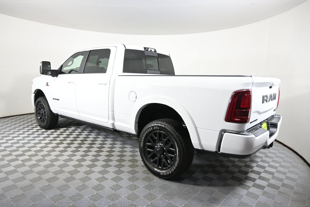 Used 2025 RAM 3500 Limited AWD/4WD image 4
