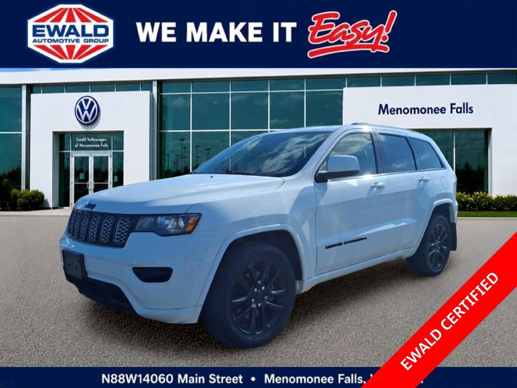 Used 2021 Jeep Grand Cherokee Altitude AWD/4WD image 3