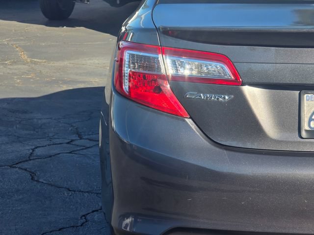Used 2012 Toyota Camry LE FWD image 8