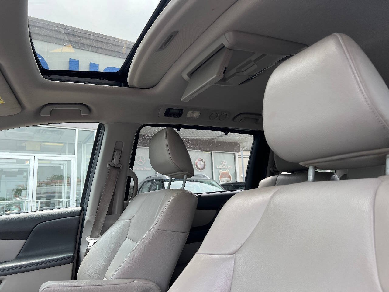 Used 2014 Honda Odyssey EX-L image 18