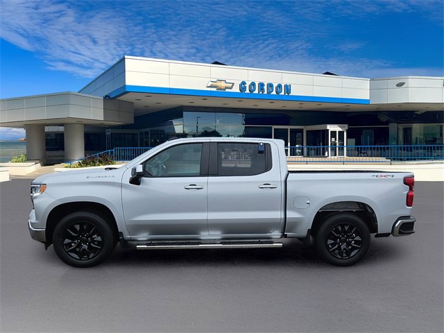 Used 2022 Chevrolet Silverado 1500 LT image 3