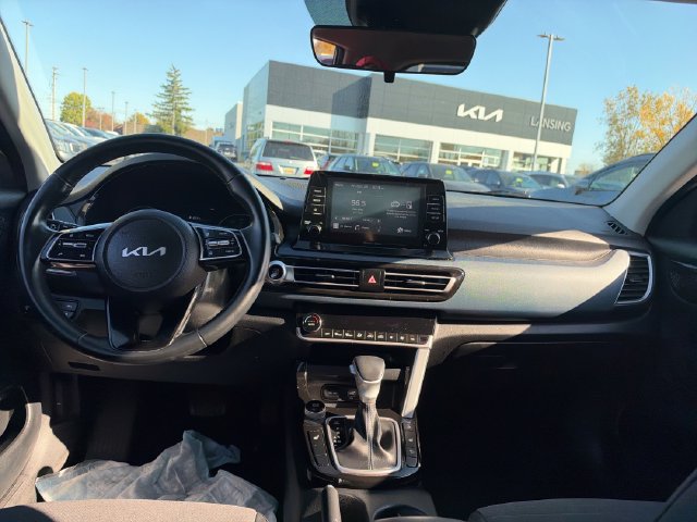 Used 2023 Kia Seltos S AWD/4WD image 15