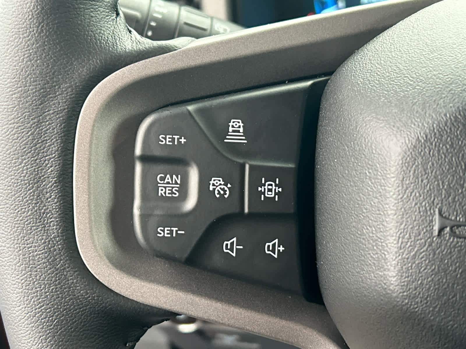 New 2025 Ford Bronco Badlands image 24