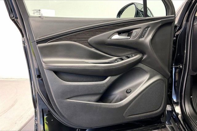 Used 2017 Buick Envision Essence image 24