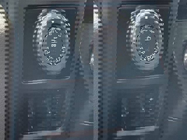 Used 2017 Ford F150 XLT w/ Equipment Group 302A Luxury AWD/4WD image 22