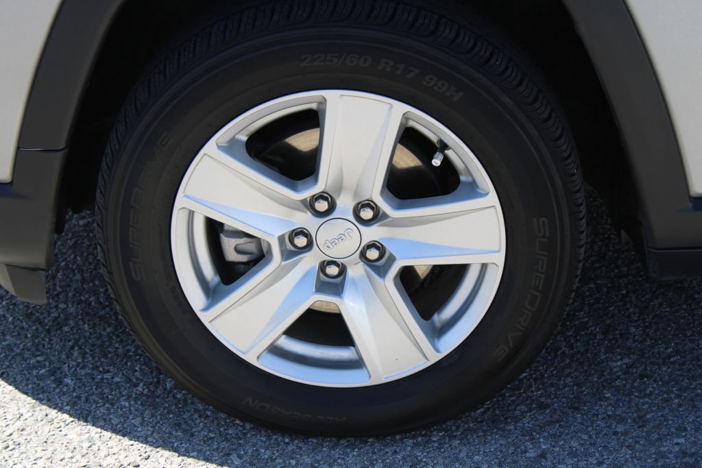 Used 2022 Jeep Compass Latitude image 8